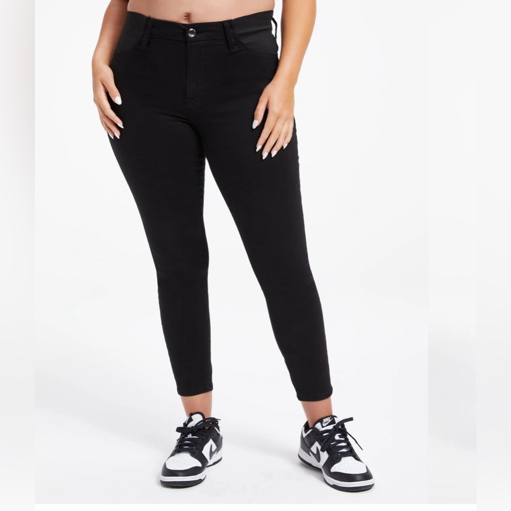 Good American Maternity Good Legs Cropped Jeans